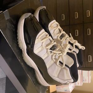 Jordan 11 Concord (Original Box)